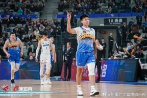 新疆感谢赵睿付出的努力与贡献 愿他延续其职业生涯的精彩表现