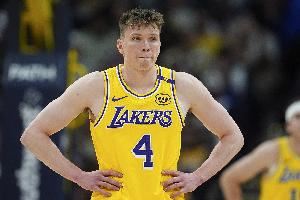 克内克特:我们开局没有活力&花了些时间找节奏 回去会看录像解决