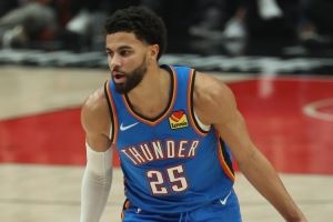 稳定全面!阿杰伊·米切尔15中8&三分3中2 砍下21分6板4助3断