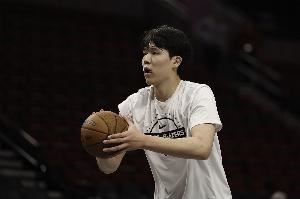 媒体人:预测杨瀚森G联盟场均15+7+3+3 他的数据不会太难看